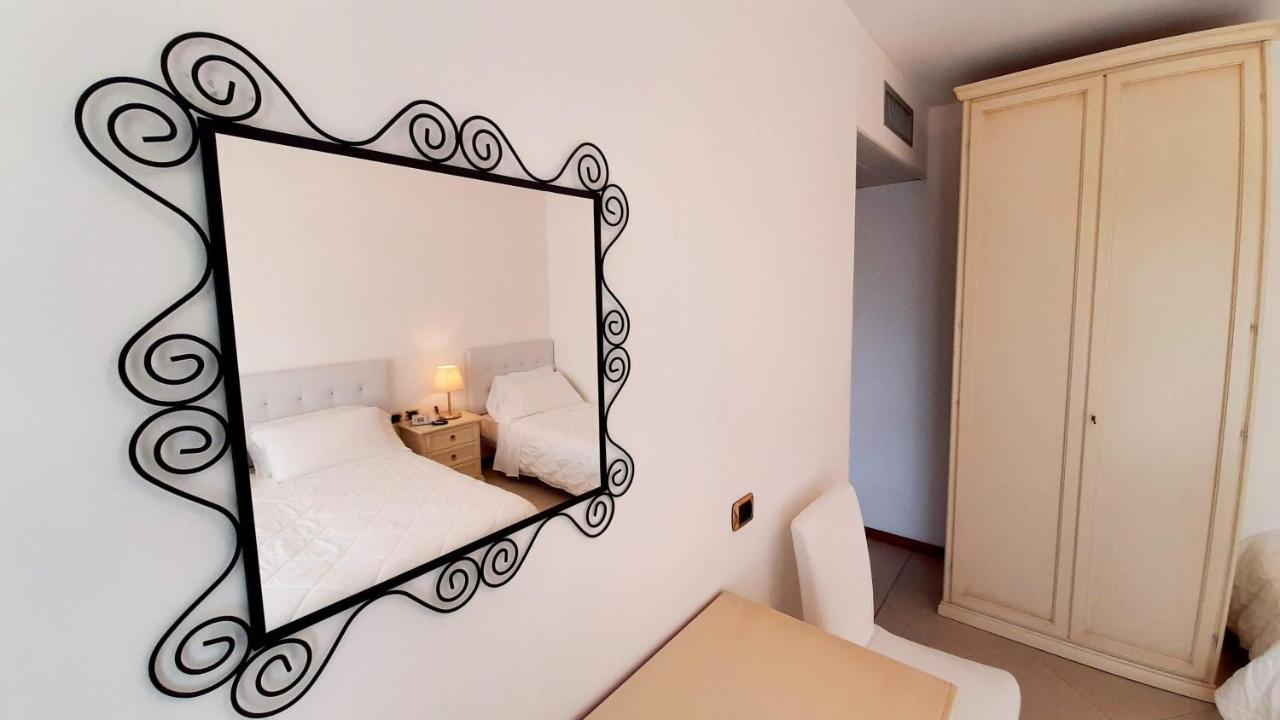 Hotel & Wellness Fra I Pini Lignano Sabbiadoro Zewnętrze zdjęcie
