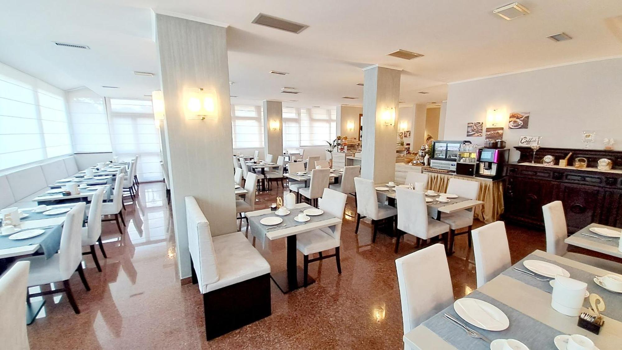 Hotel & Wellness Fra I Pini Lignano Sabbiadoro Zewnętrze zdjęcie