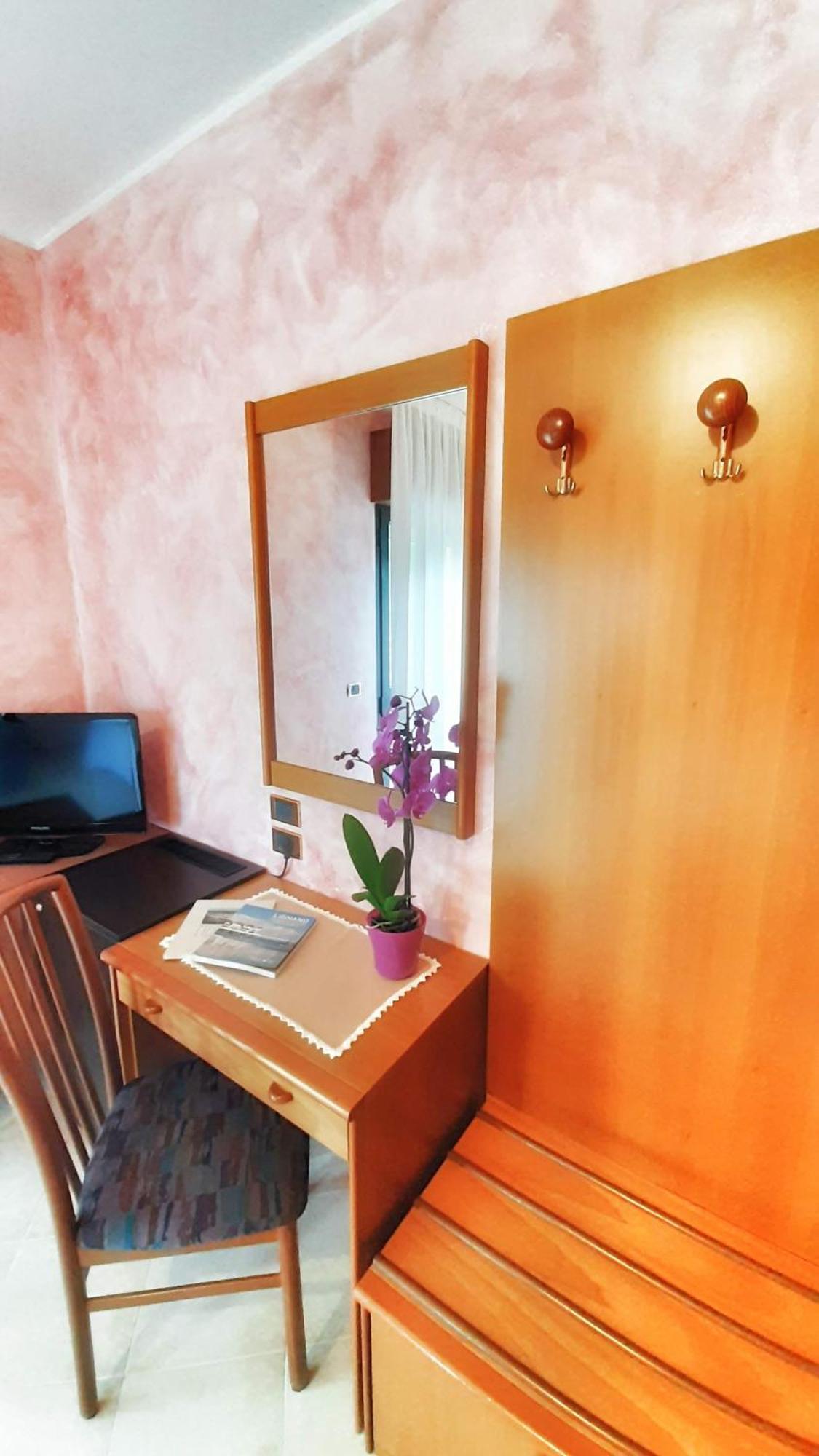 Hotel & Wellness Fra I Pini Lignano Sabbiadoro Zewnętrze zdjęcie