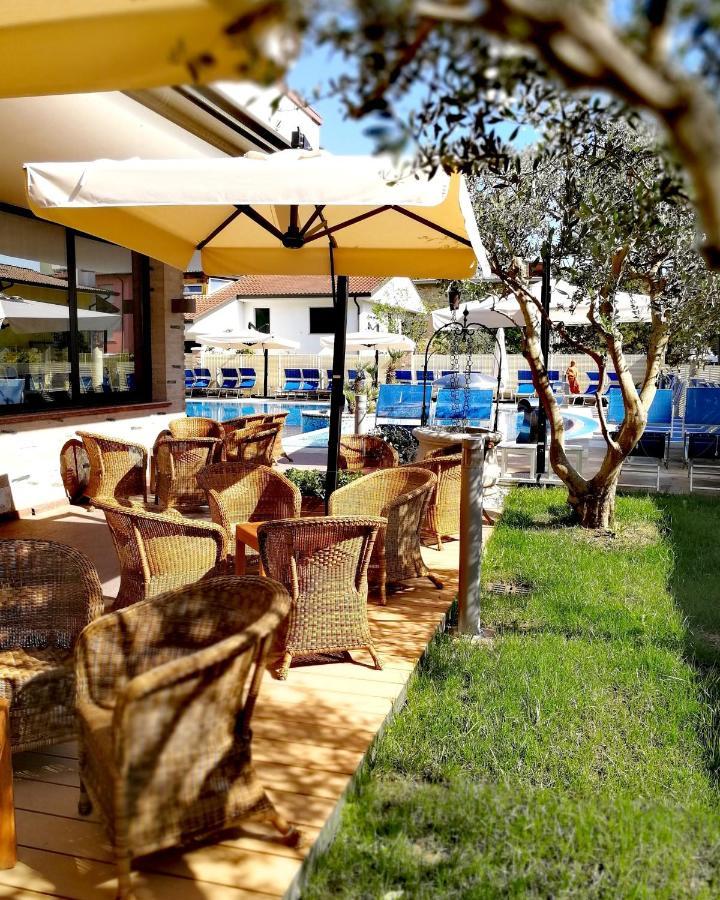 Hotel & Wellness Fra I Pini Lignano Sabbiadoro Zewnętrze zdjęcie