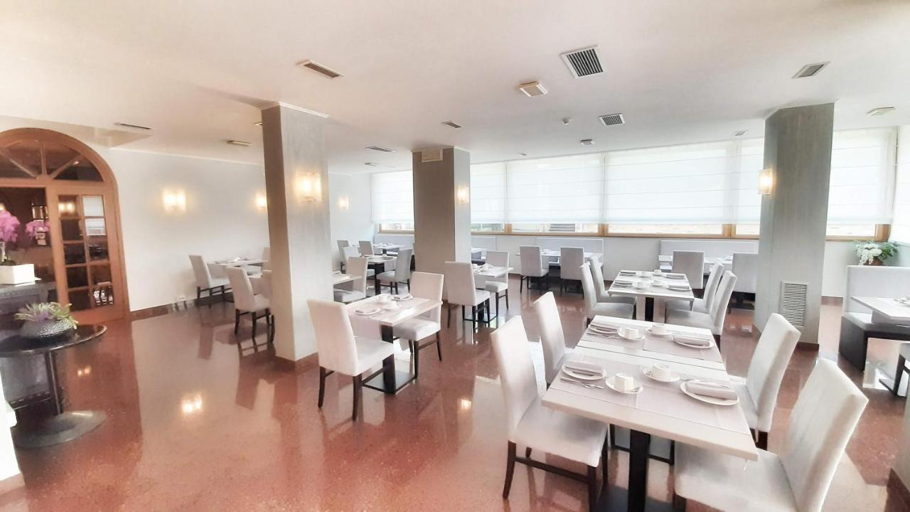 Hotel & Wellness Fra I Pini Lignano Sabbiadoro Zewnętrze zdjęcie